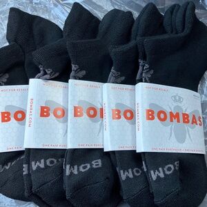 Last set! NWT 5-pack Bombas Socks.UNISEX ankle running socks Women’s MEDIUM